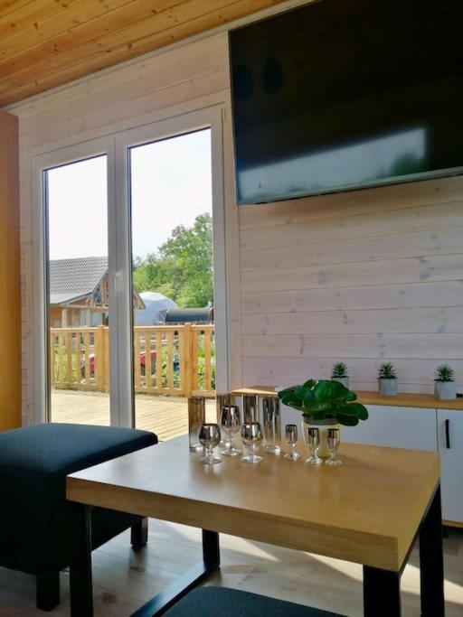 Tiny Beach House Heated And Airconditioned Wapnica  エクステリア 写真